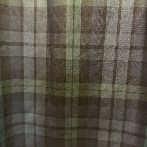 Round Tree and Yorke - Traveler’s Button Down Size 2XT - Picture 6 of 6